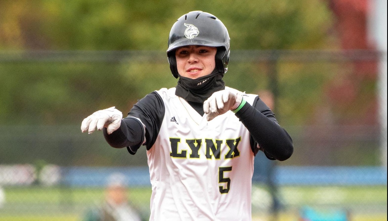 Sixth Inning Rally Powers Lynx Over WIT For 10th Straight Win