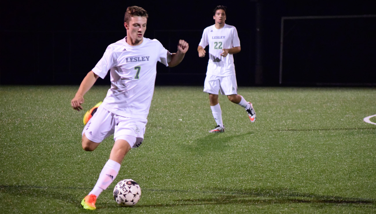 Big First Half Carries Babson Past Men's Soccer