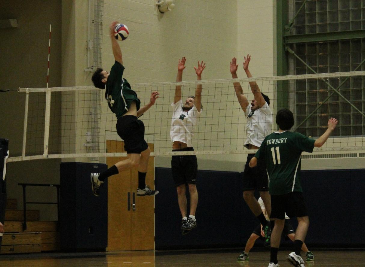 Strong Hitting Helps Mount Ida Upend Men's Volleyball