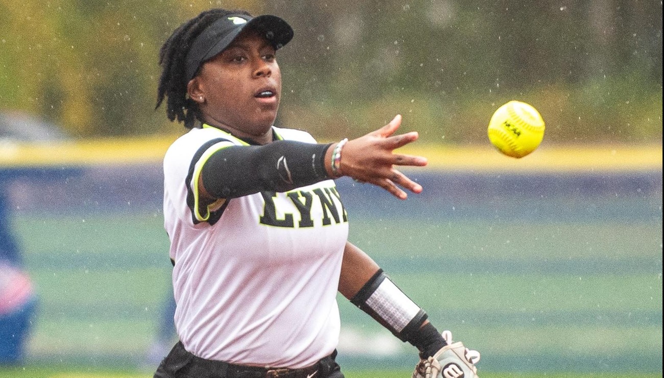 Terriers Take Two From Softball in NAC Twinbill