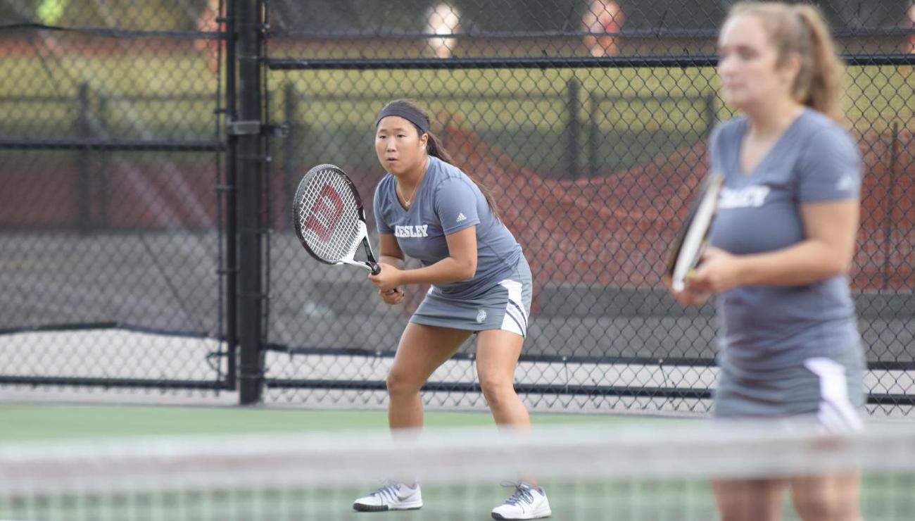 Tennis Falls to Lions, 9-0
