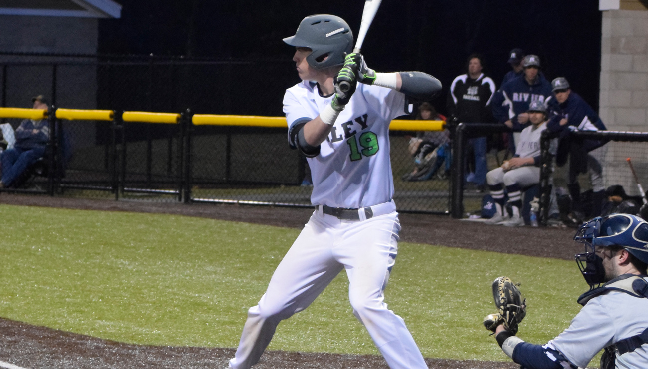 Baseball Walks-Off In Game One, Splits Doubleheader With DWC