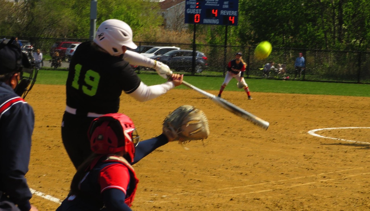 Day Throws No-Hitter and Crushes Grand Slam as Lynx Win First Game of NECC Tournament